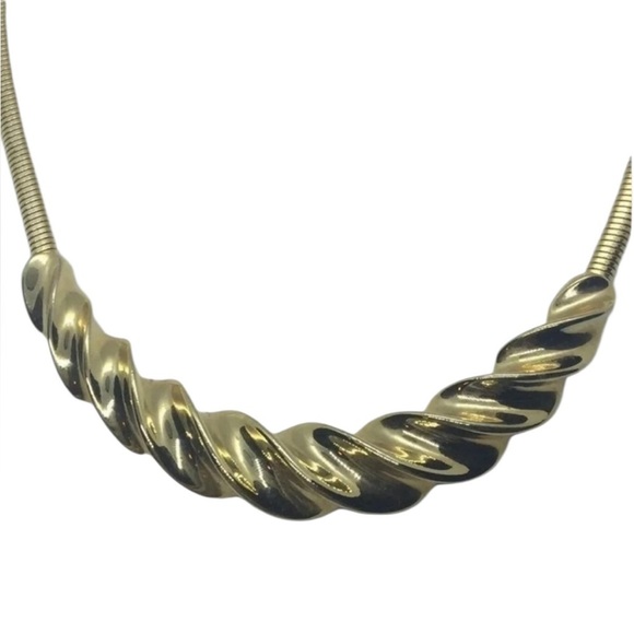 Vintage Omega Gold Tone Twisted Chain Necklace - Picture 2 of 4